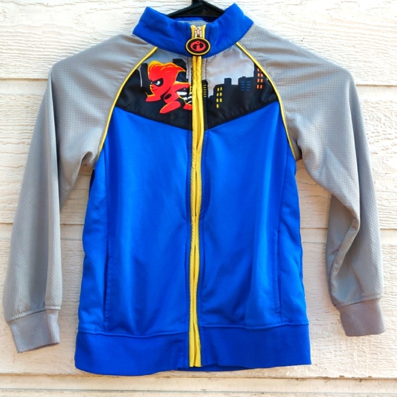 Disney Other - Disney boy sweater size 5/6 color grey and blue